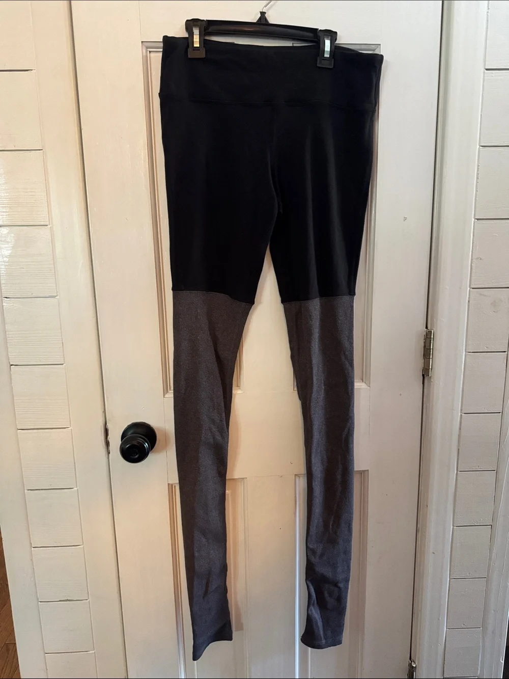 ALO Yoga goddess High waist Two-Tone Black and Gray Leggings